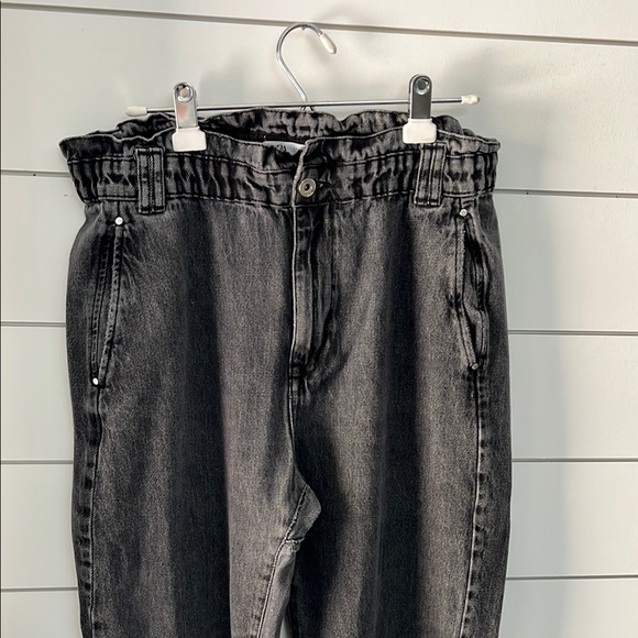 💥$5 SALE💥ZARA Black Denim Overalls with Vintage Appeal - Picture 3 of 10